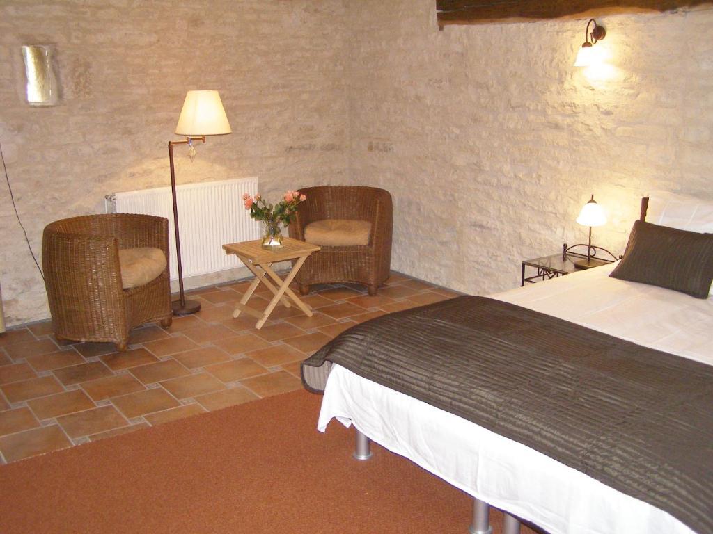 Charme Hotel La Dominotte Demigny Exteriör bild